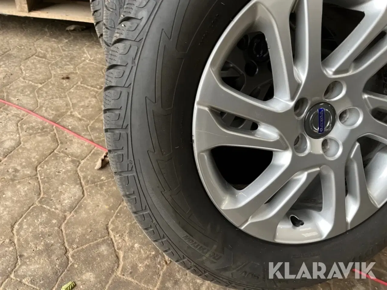 Billede 4 - Dæk Volvo XV60 med fælge.