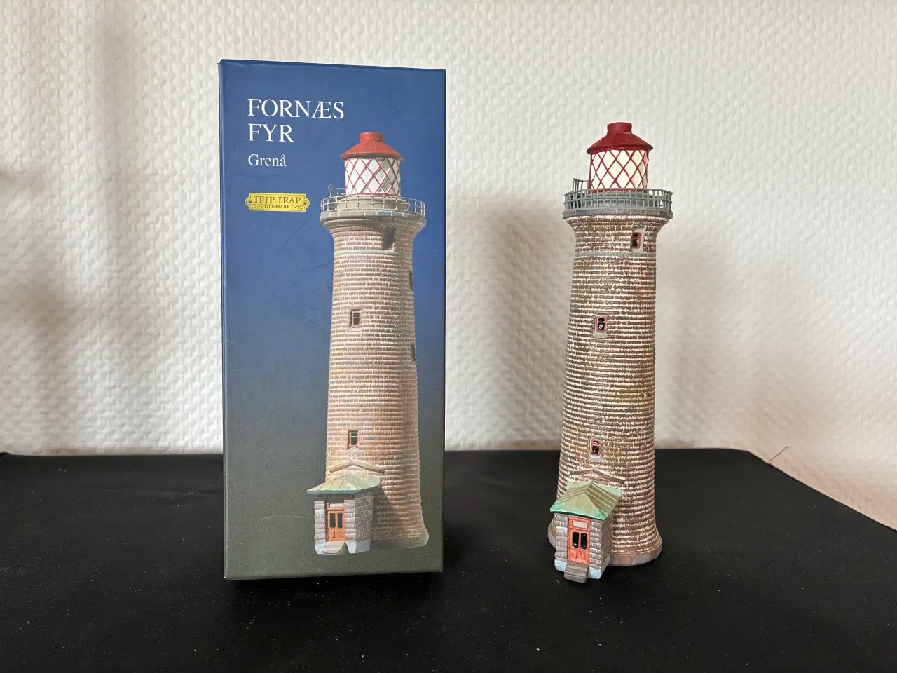 Billede 1 - Trip Trap fyr og huse