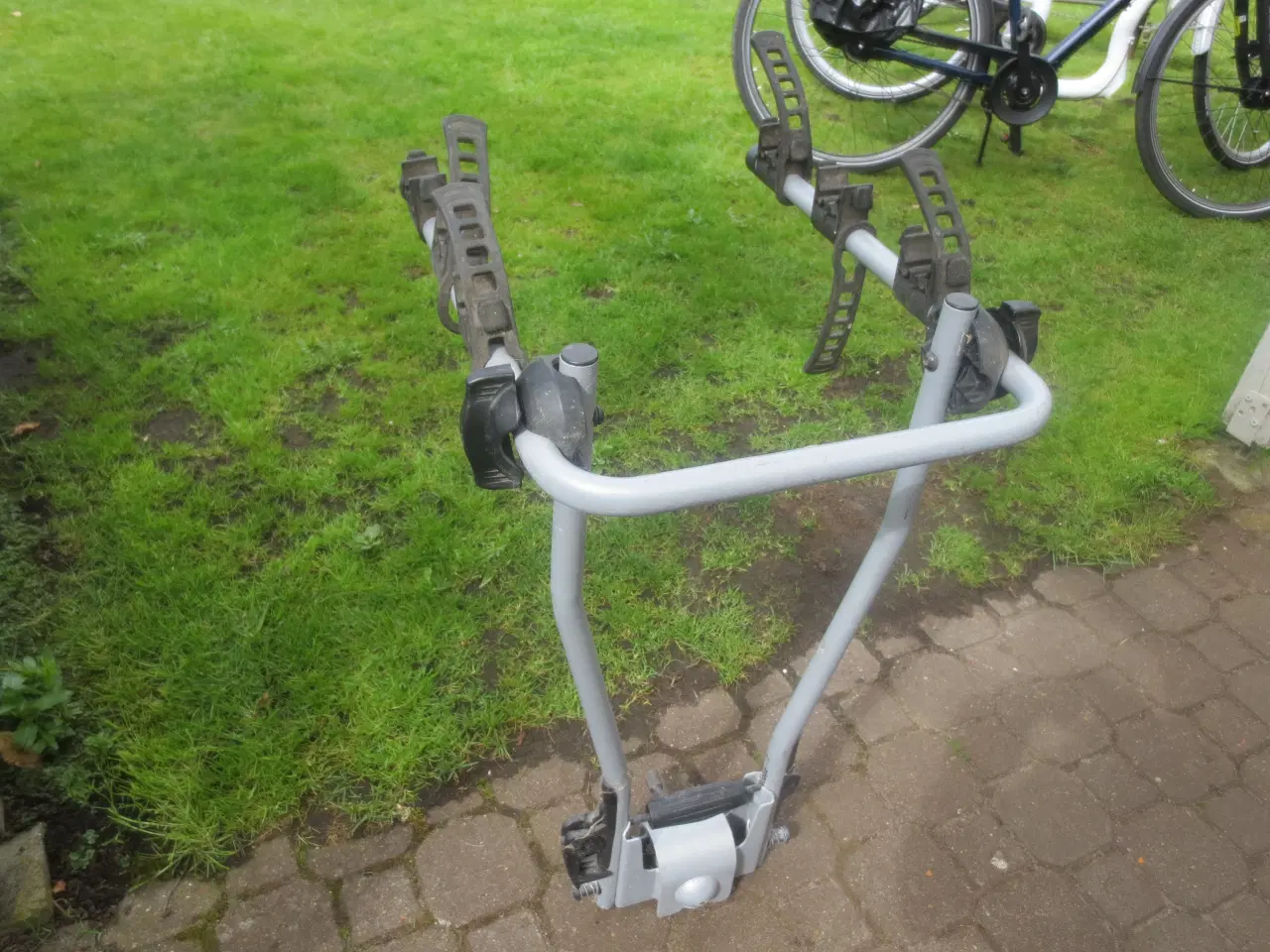 Billede 4 - 1 stk Thule Cykelholder til 3 cykler 