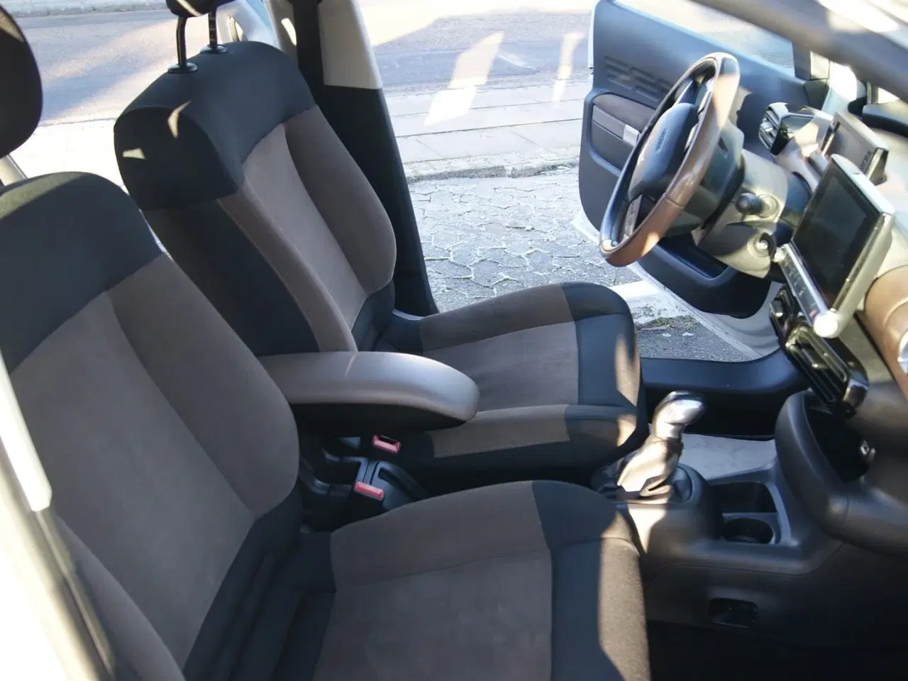 Billede 14 - Citroën C4 Cactus 1,6 Blue HDi Feel Complet start/stop 100HK 5d