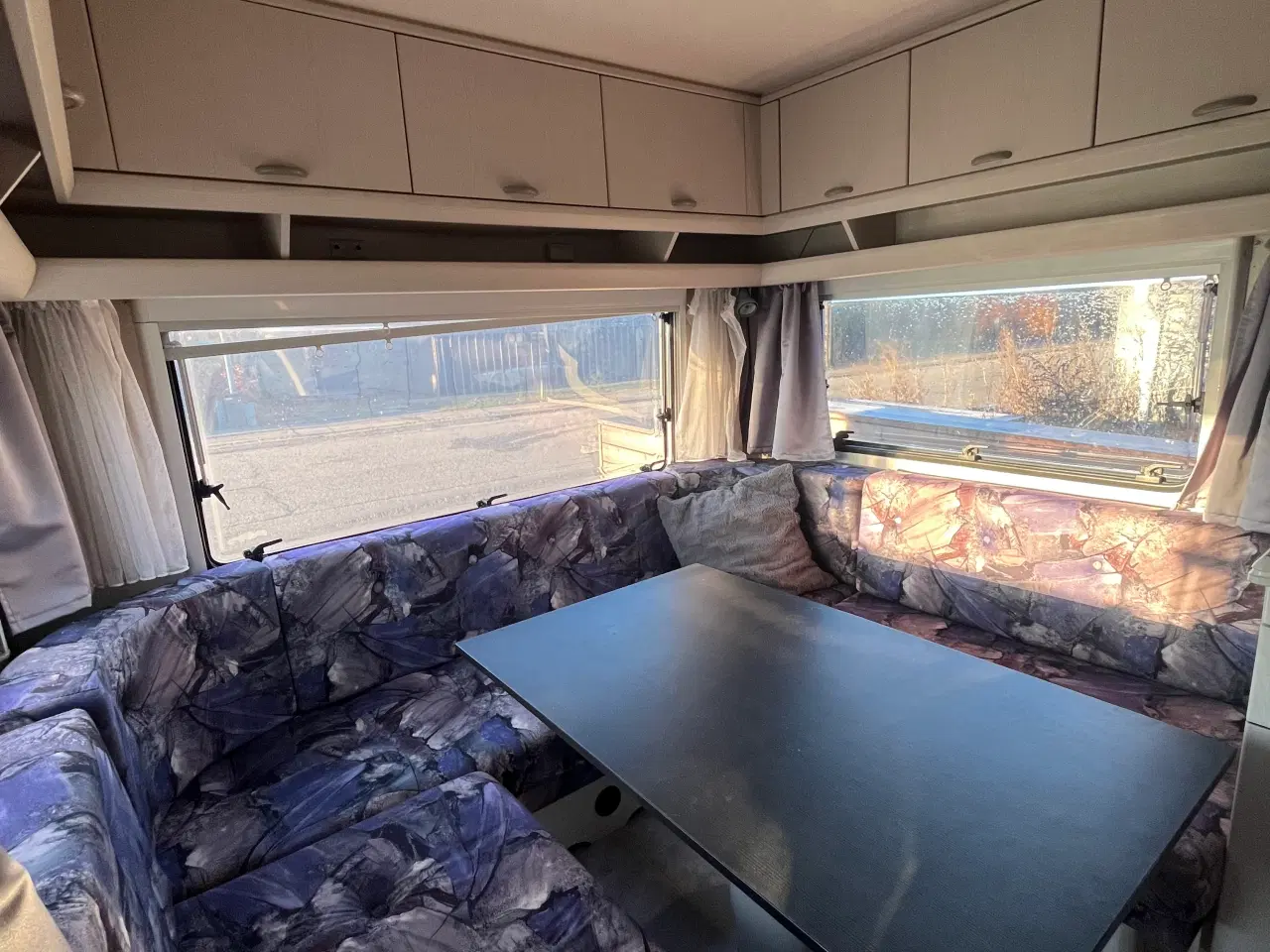 Billede 11 - Godt udstyret og velholdt Hobby Campingvogn