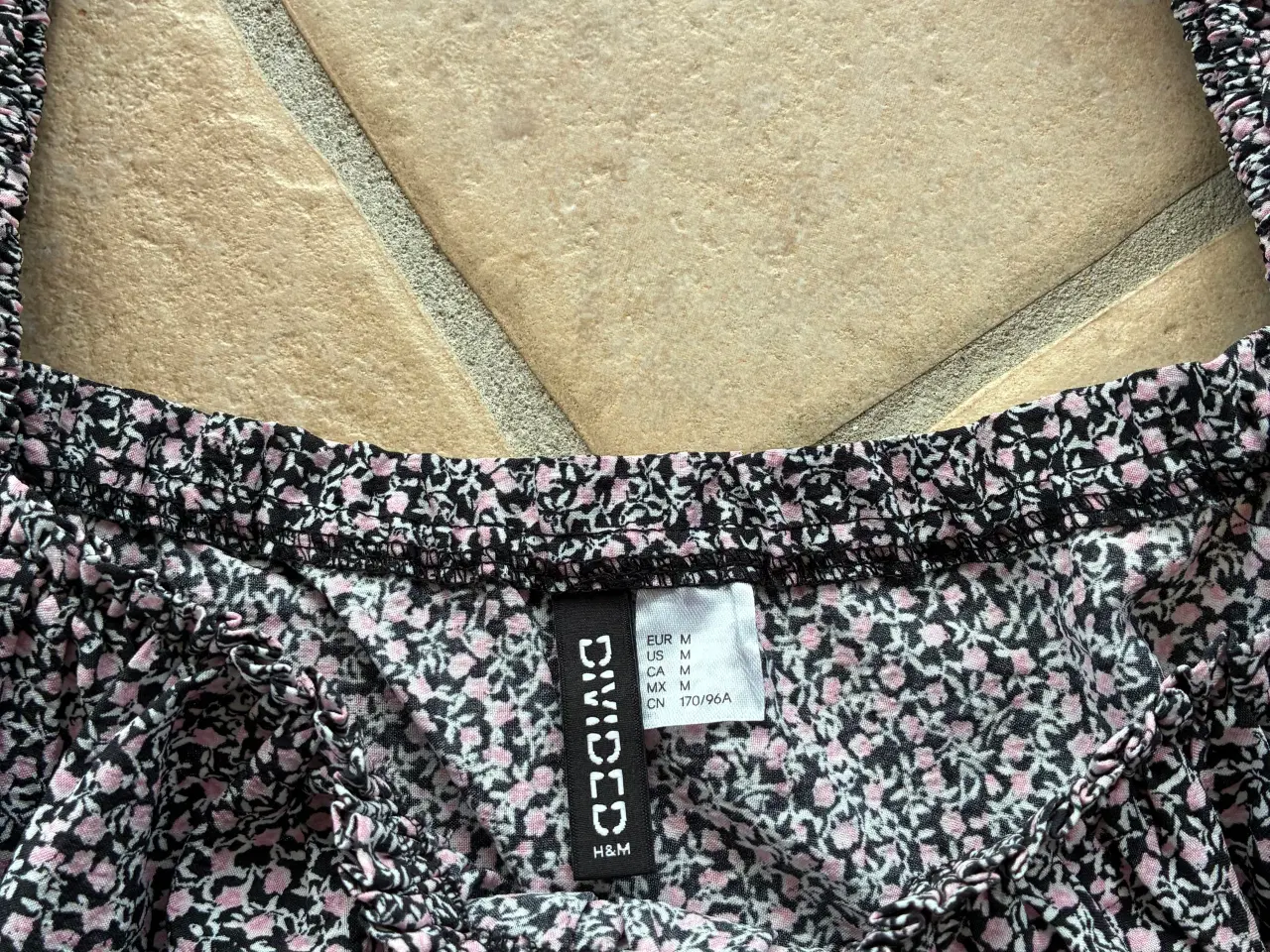 Billede 3 - H&M bluse str. M