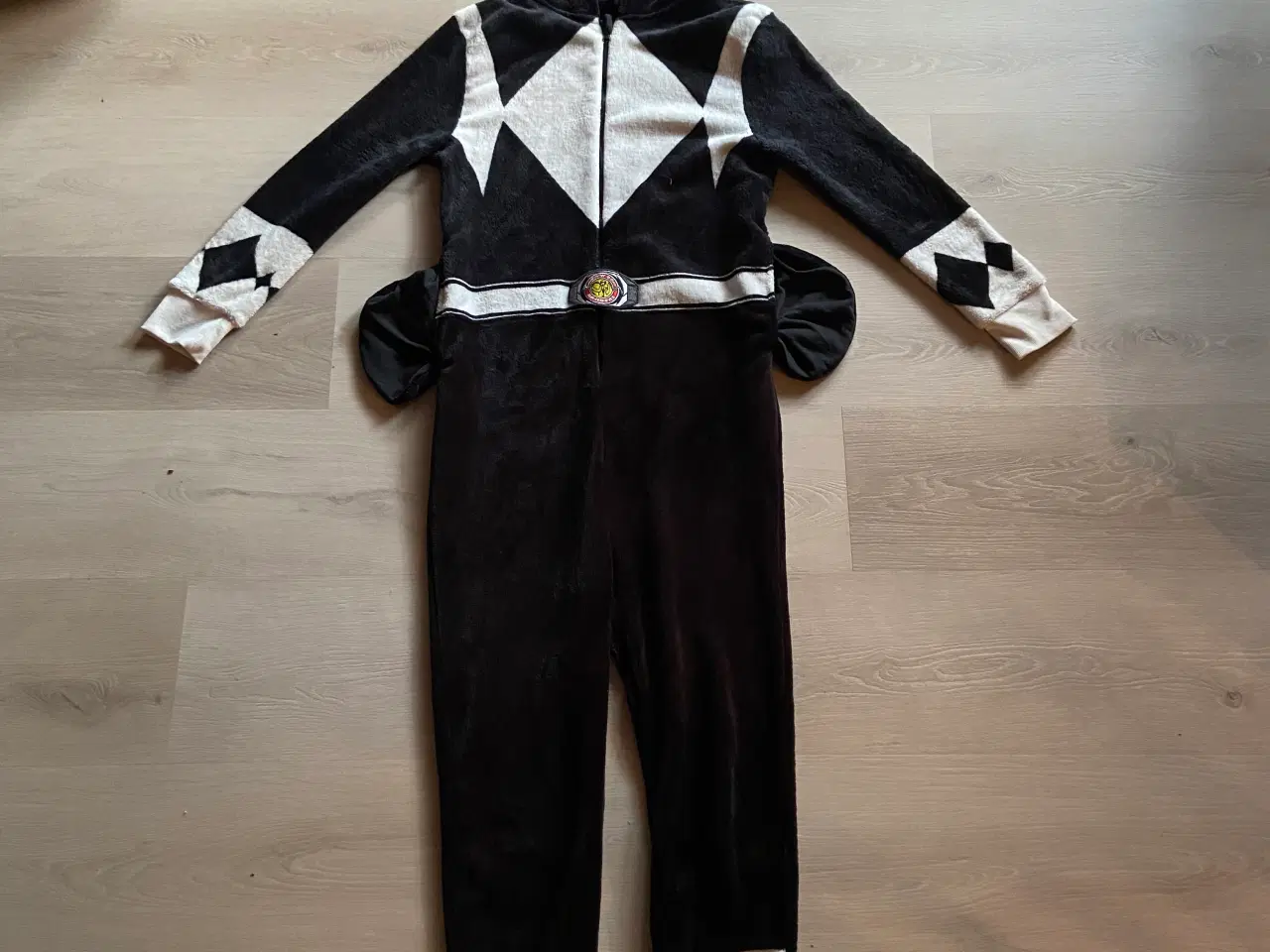 Billede 1 - Sort Power Rangers jumpsuit/onesie