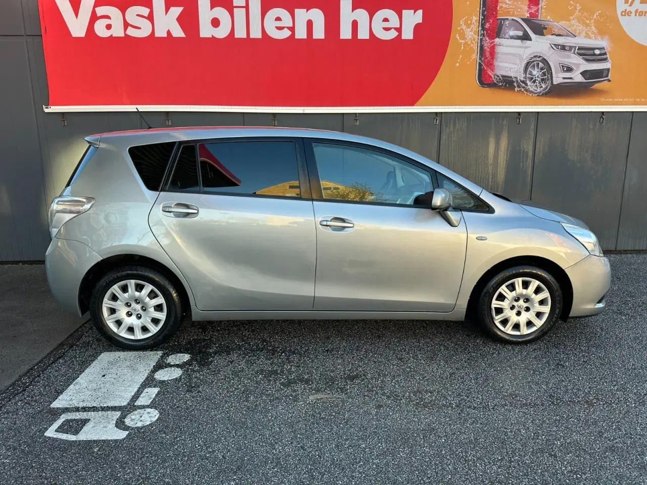 Billede 6 - Toyota Verso 2,0 D-4D T1 7prs