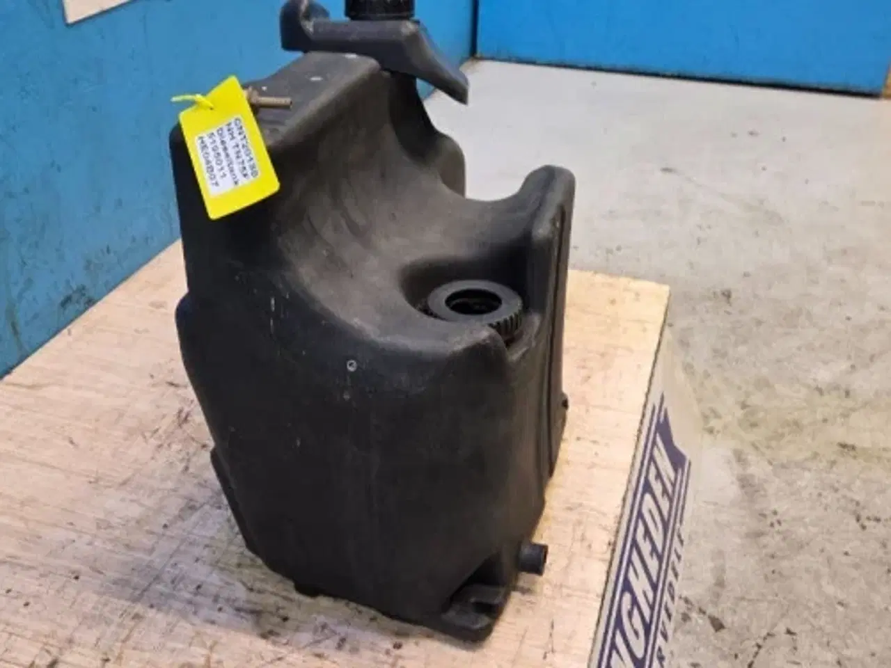 Billede 11 - New Holland TN75F Dieseltank 5195011