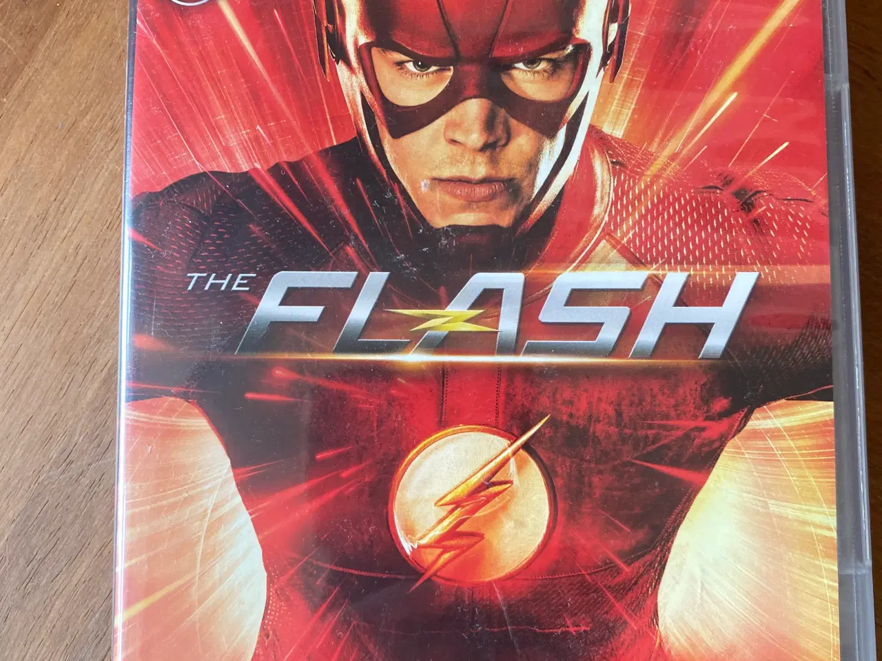 Billede 1 - Serien The Flash sæson 3 på dvd. 