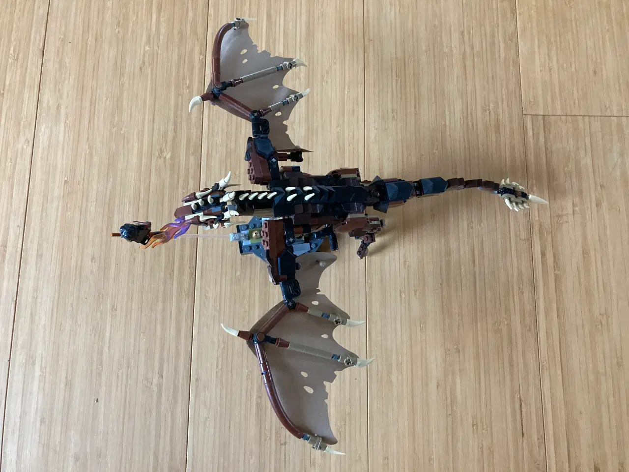 Billede 2 - LEGO Harry Potter Hungarian Horntail 76406 KOMPLET