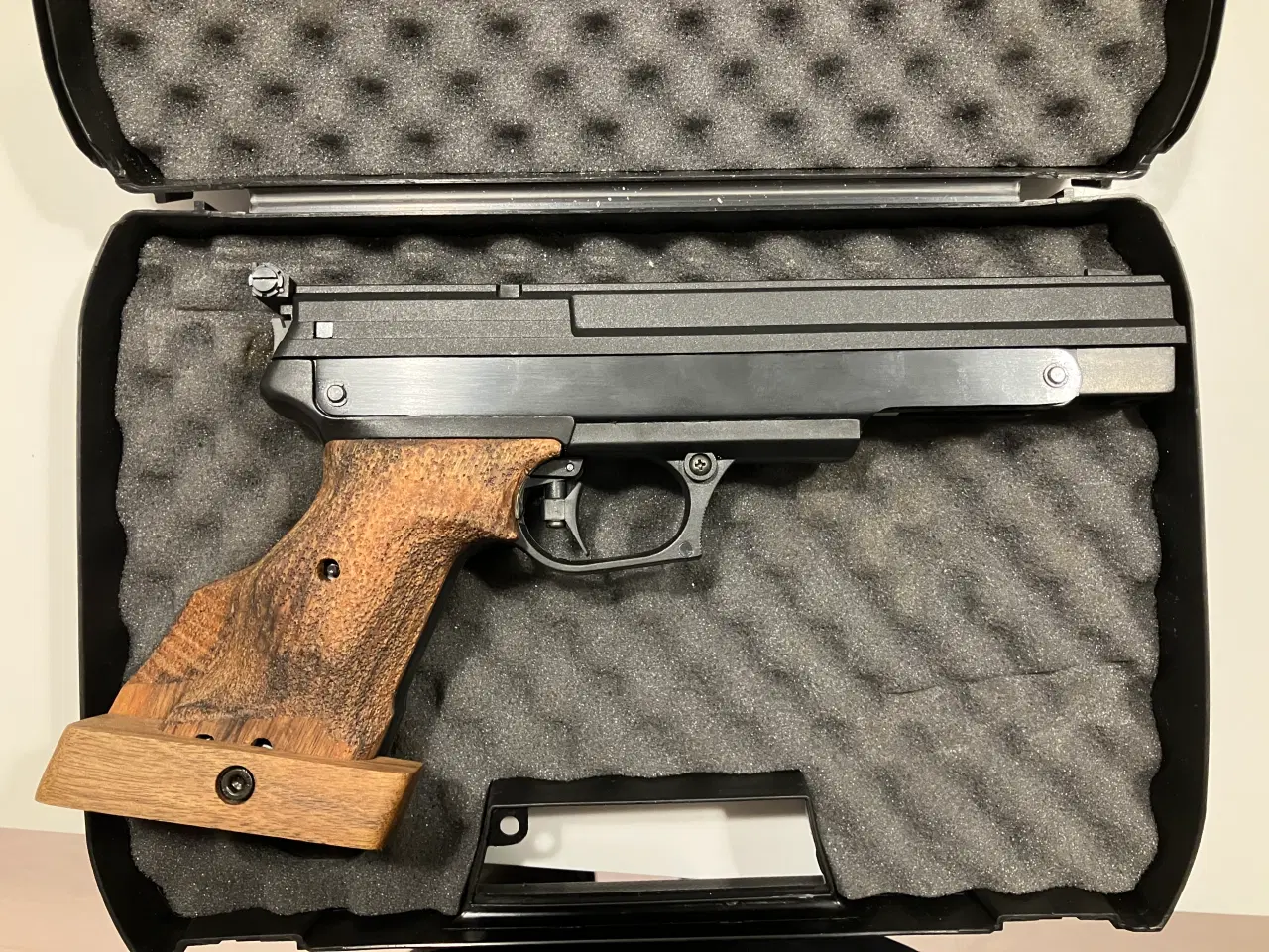 Billede 2 - Luftpistol Gamo 4,5