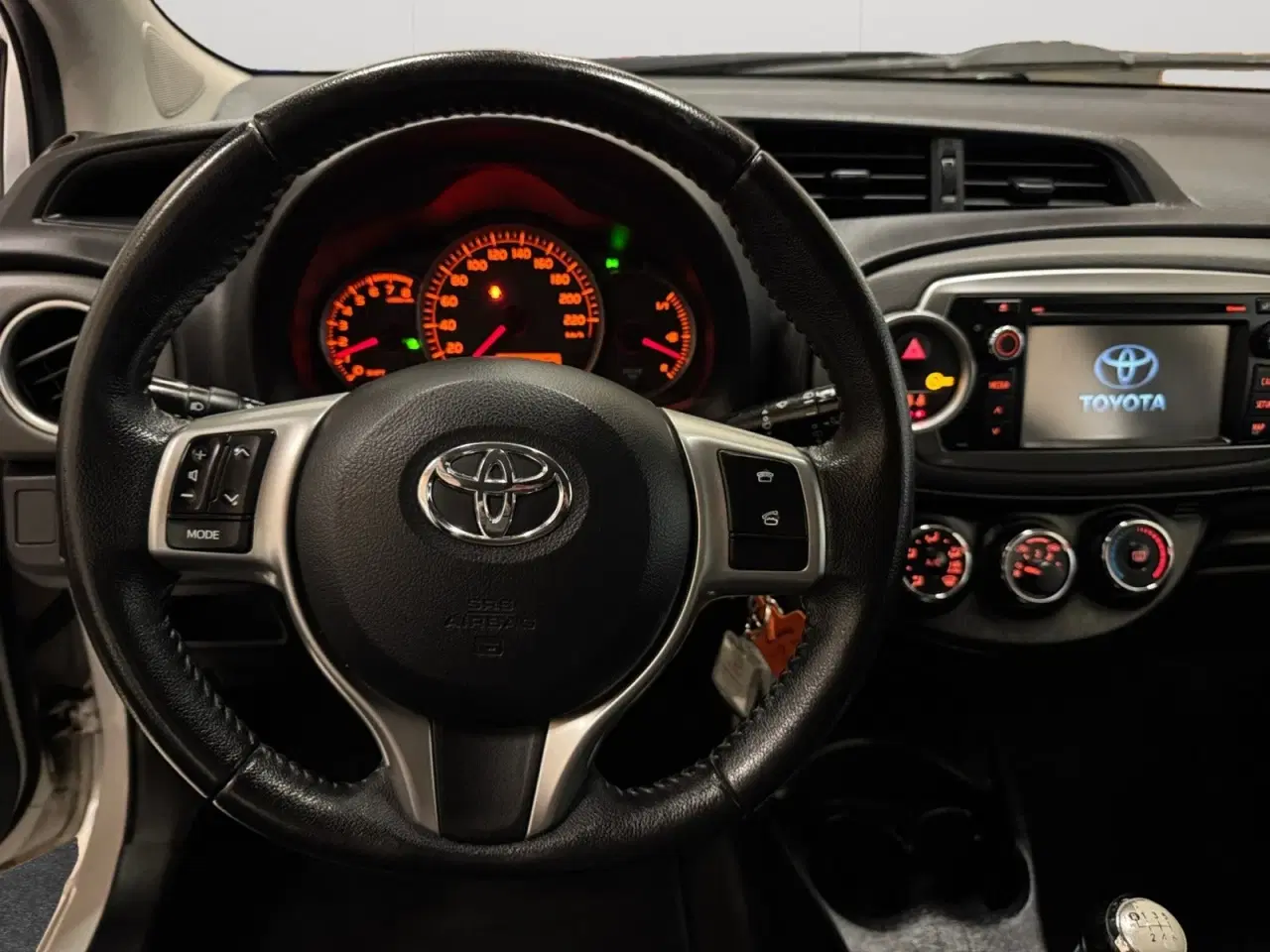 Billede 6 - Toyota Yaris 1,3 VVT-i T2