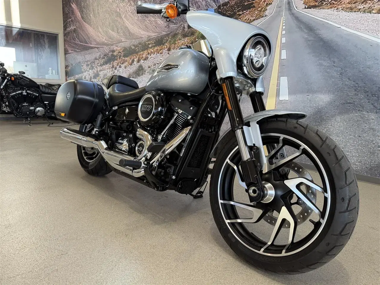 Billede 3 - Harley-Davidson FLSB Sport Glide 107"