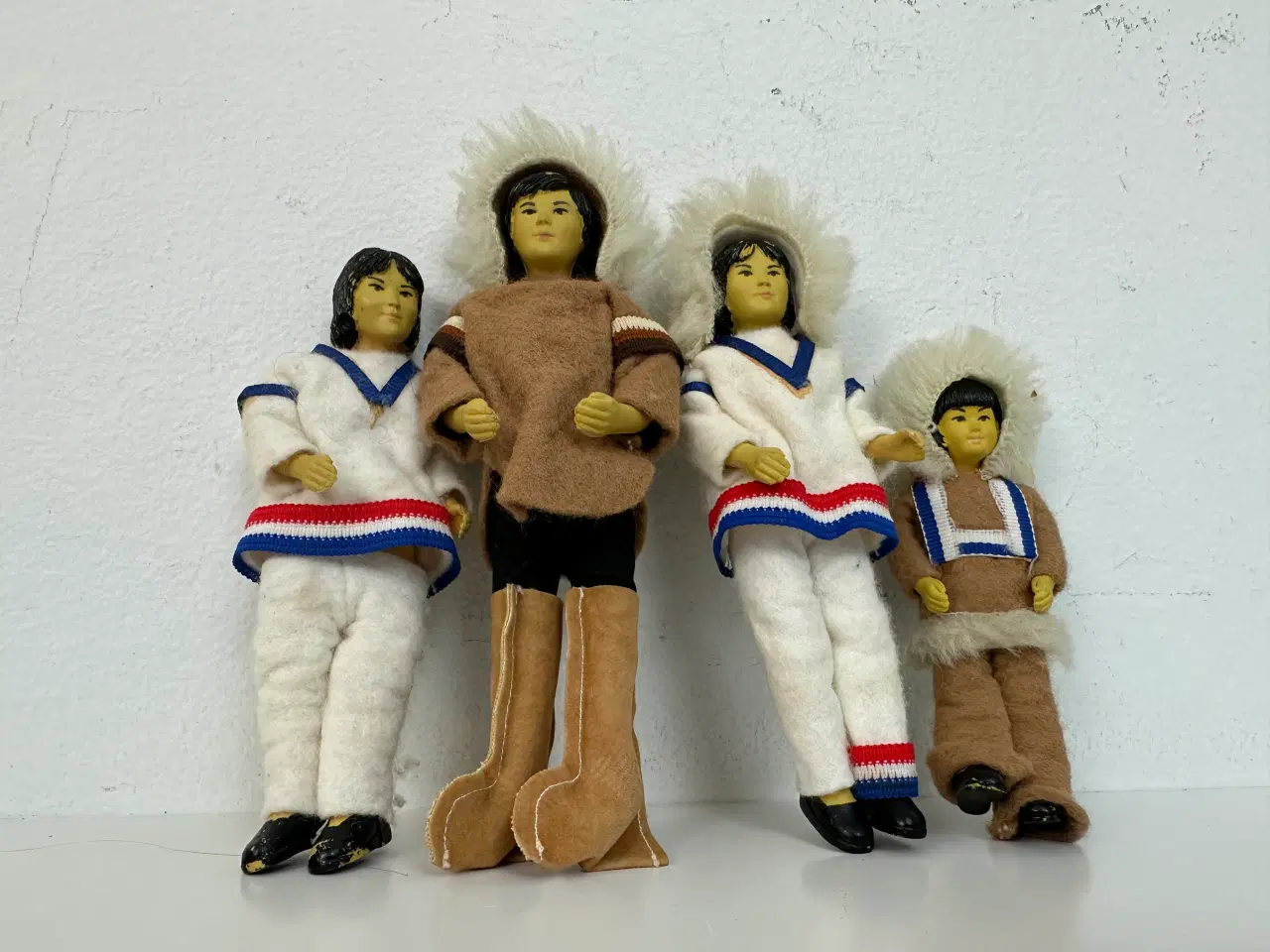 Billede 7 - Grønlandsk dukke familie (vintage)