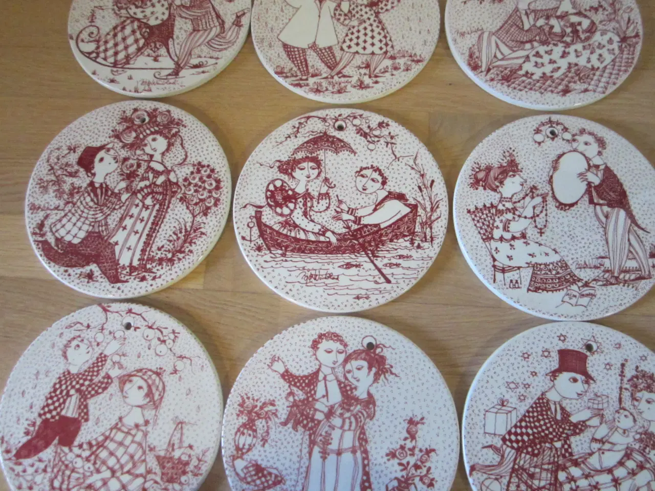 Billede 5 - Meget fine Bjørn Wiinblad stjerneplatter læs i bes