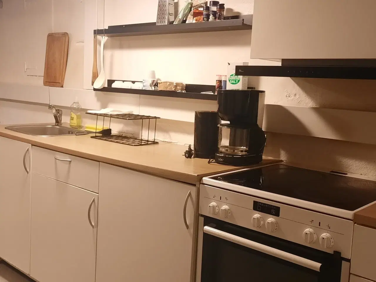 Billede 12 - Villa - hele kælderen til leje - ejen indgang