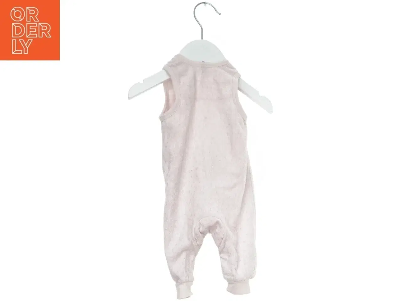 Billede 2 - Lyserød heldragt til baby fra Hust & Claire (str. 50)