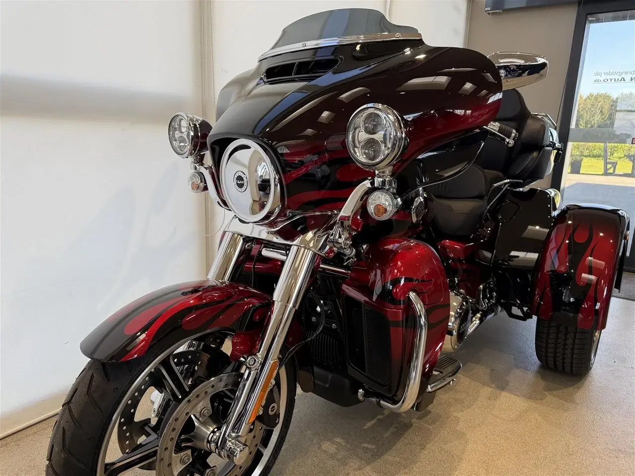 Billede 34 - Harley Davidson FLHTCUTGSE Tri Glide Ultra CVO 117" Trike