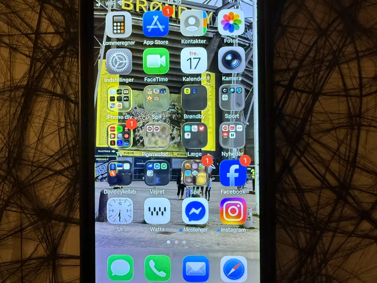 Billede 2 - iPhone SE sort 64 gb