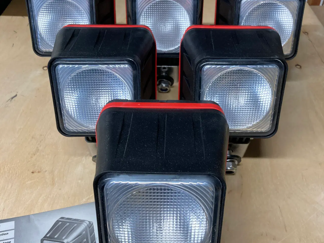 Billede 2 - Fra 200,- HELLA PowerXen 12V D1S