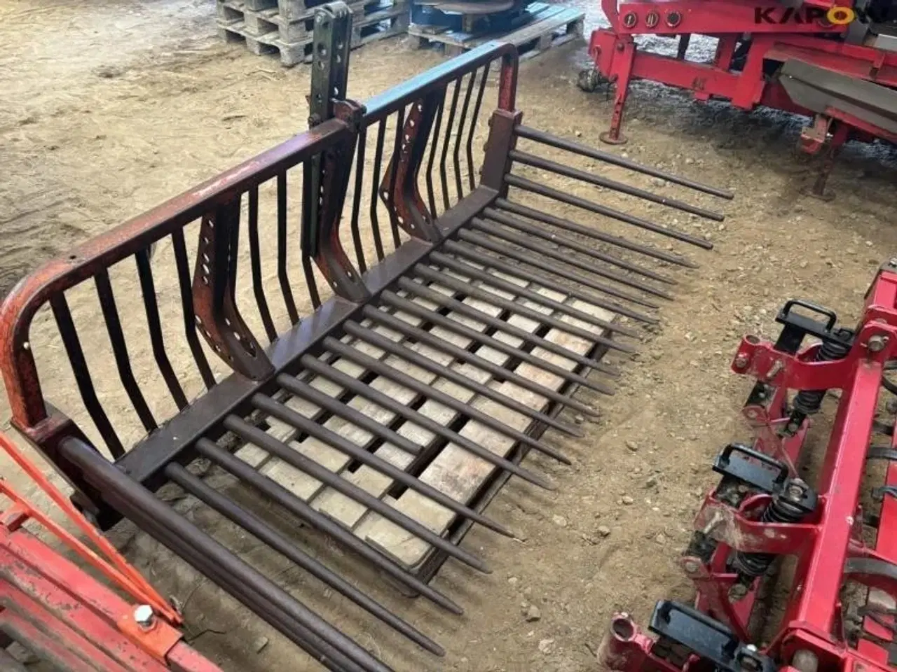 Billede 7 - - - - Kverneland stengreb