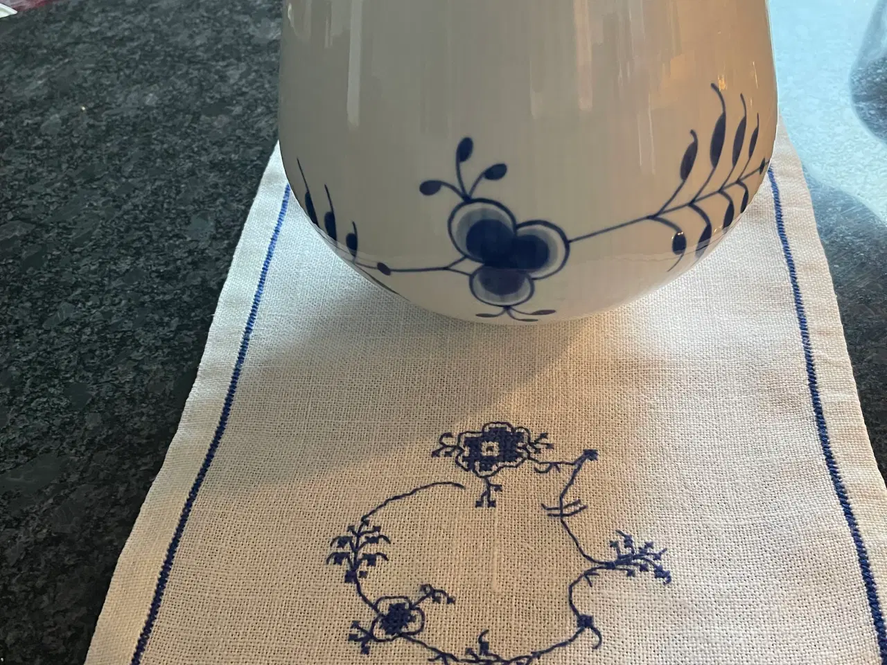 Billede 1 - Royal Copenhagen  Mega Mussel Vase 