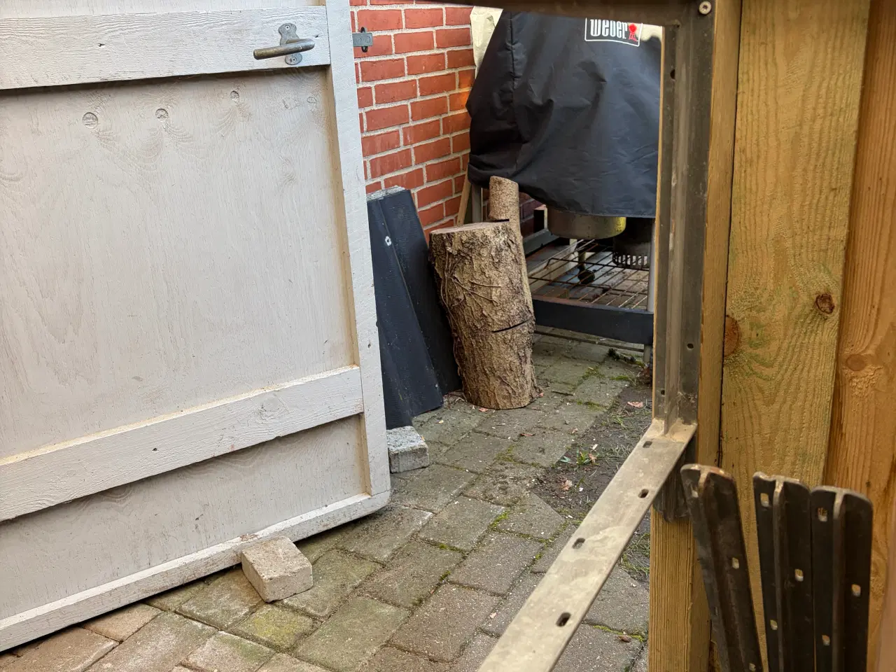 Billede 8 - Hyldebæringer til bordplade.