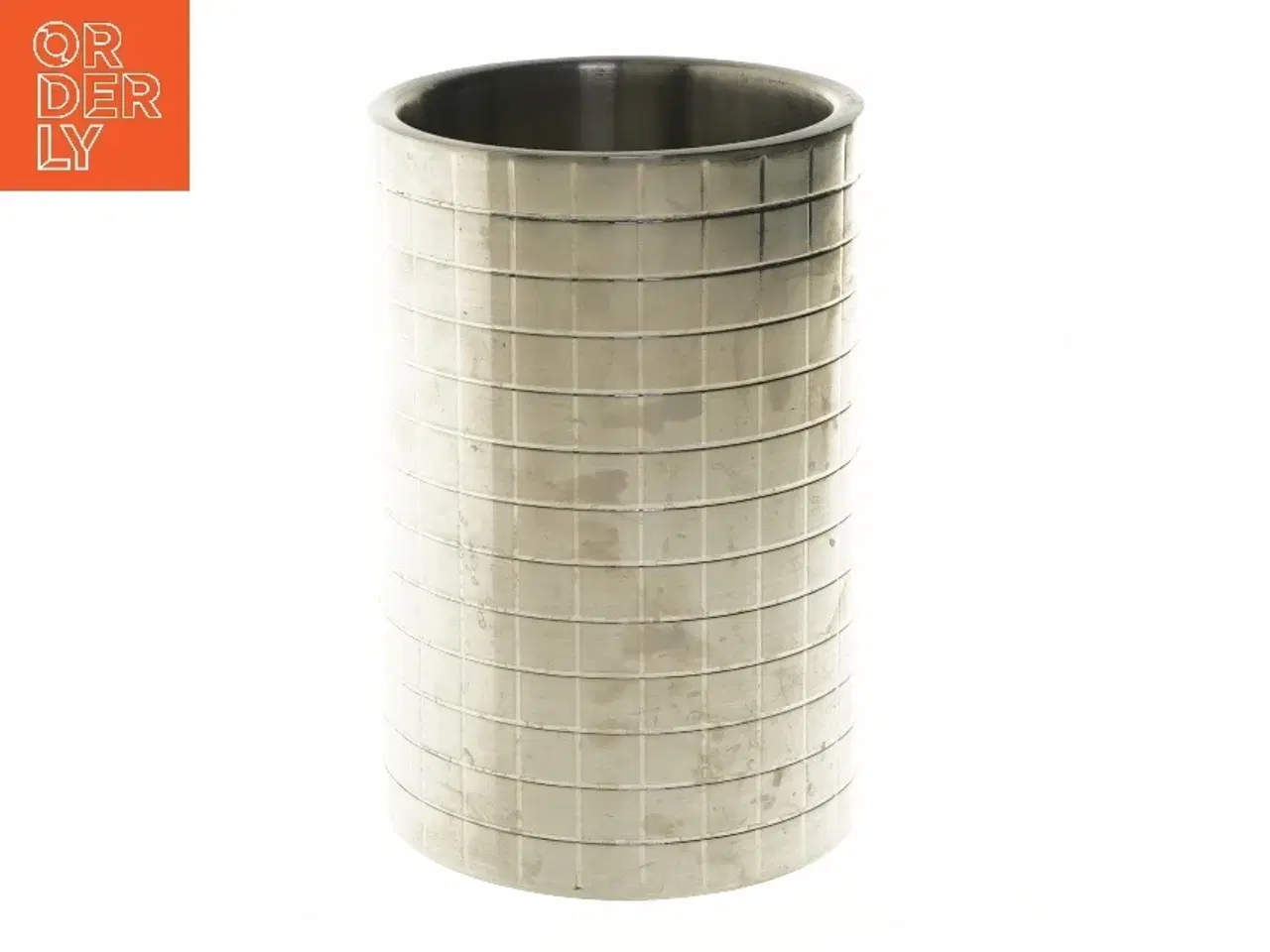 Billede 1 - Vinkøler i sølvmetal fra Margit Brandt (str. Ø 12,5 cm længde 18,5 cm)