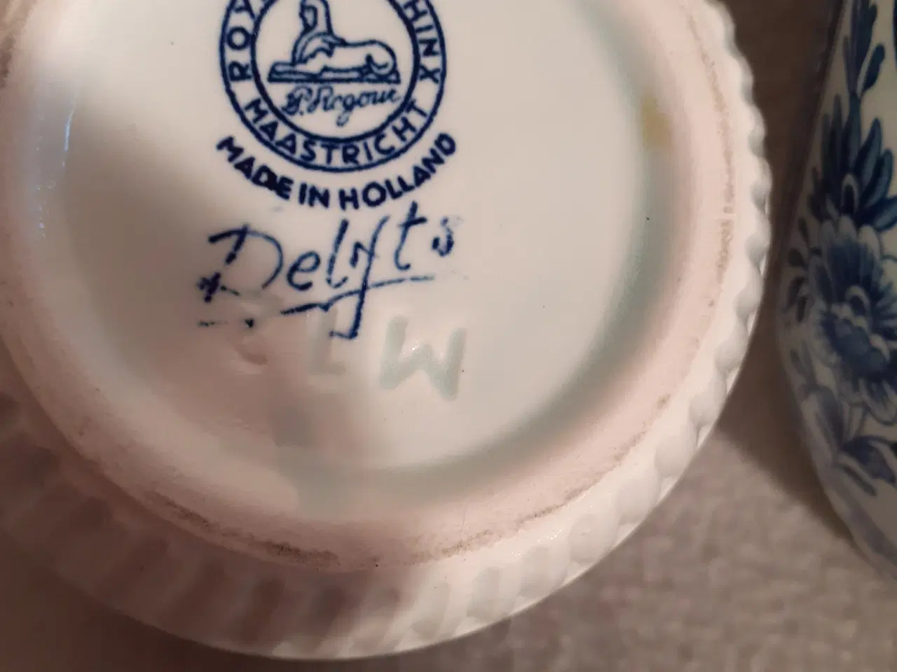 Billede 3 - Delfts urtepotte skjulere