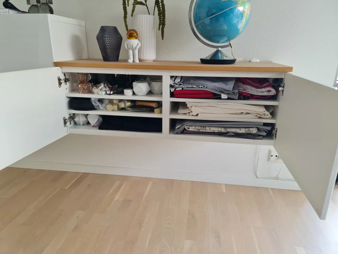 Billede 6 - IKEA Bestå vægmonteret reolsystem/skabssystem