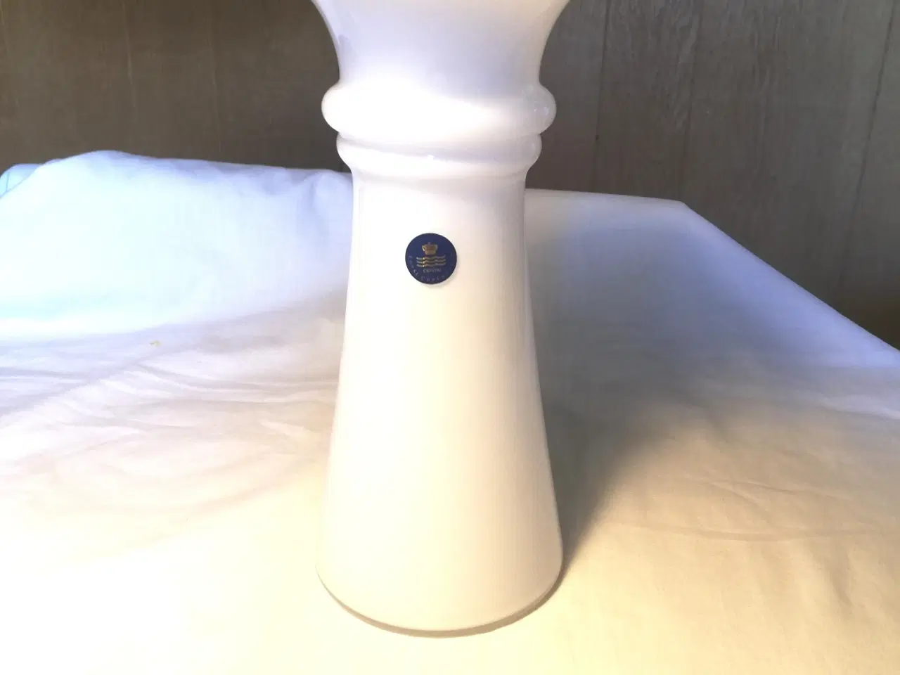 Billede 1 - Holmegaard hvid opal vase