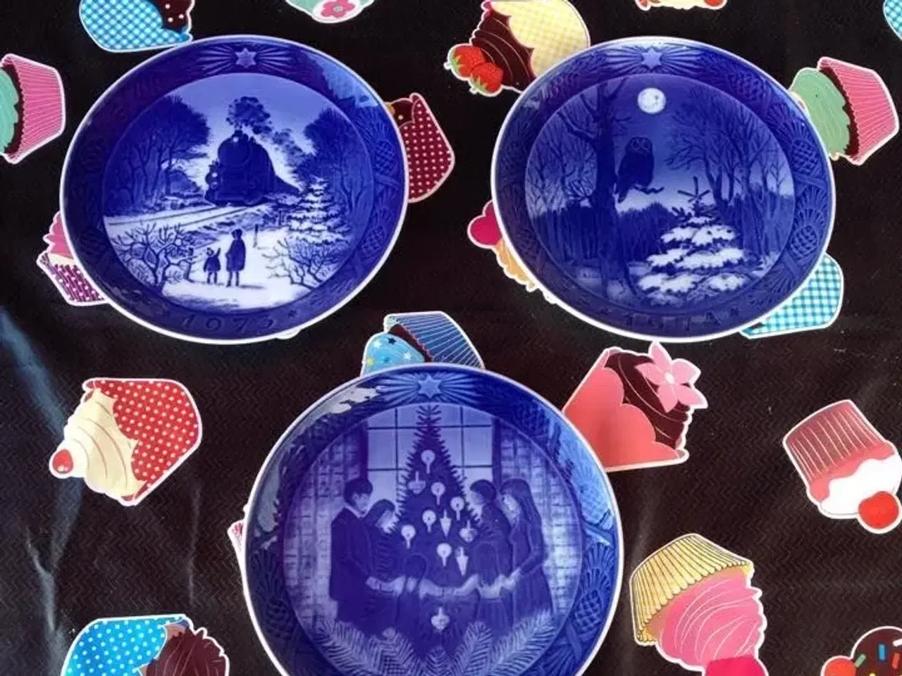 Billede 1 - Juleplatter 3 stk..