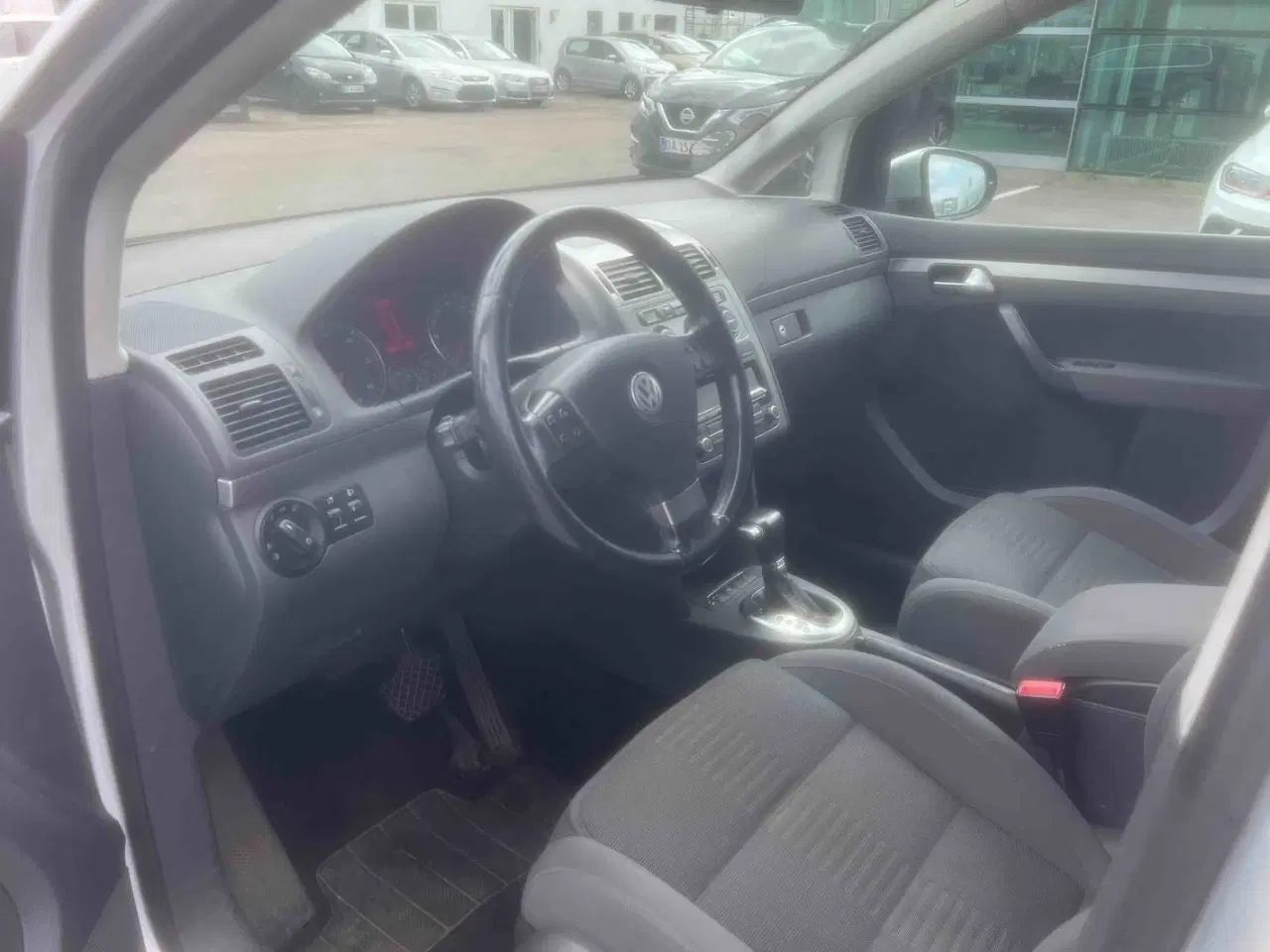 Billede 8 - VW Touran 2,0 TDi 140 Highline DSG