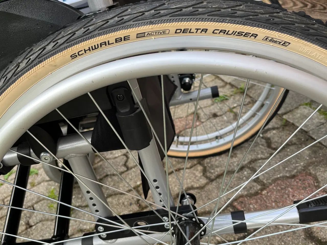 Billede 6 - Kvalitets MOBILEX letvægts kørestol.