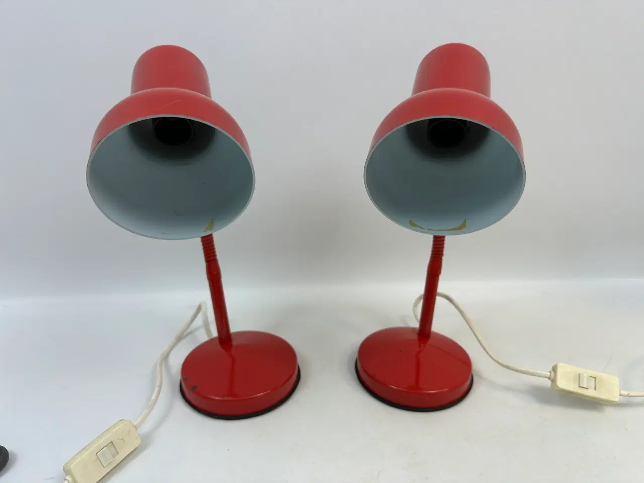 Billede 12 - 2 stk. røde retro bordlamper