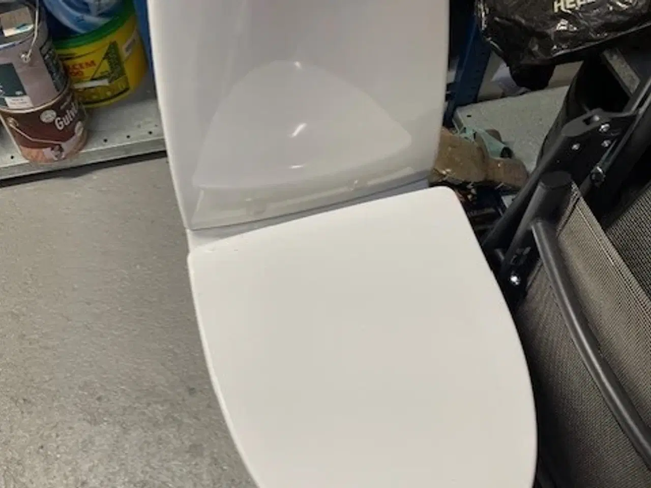 Billede 3 - Håndvask med skab - Spejlskab - Toilet