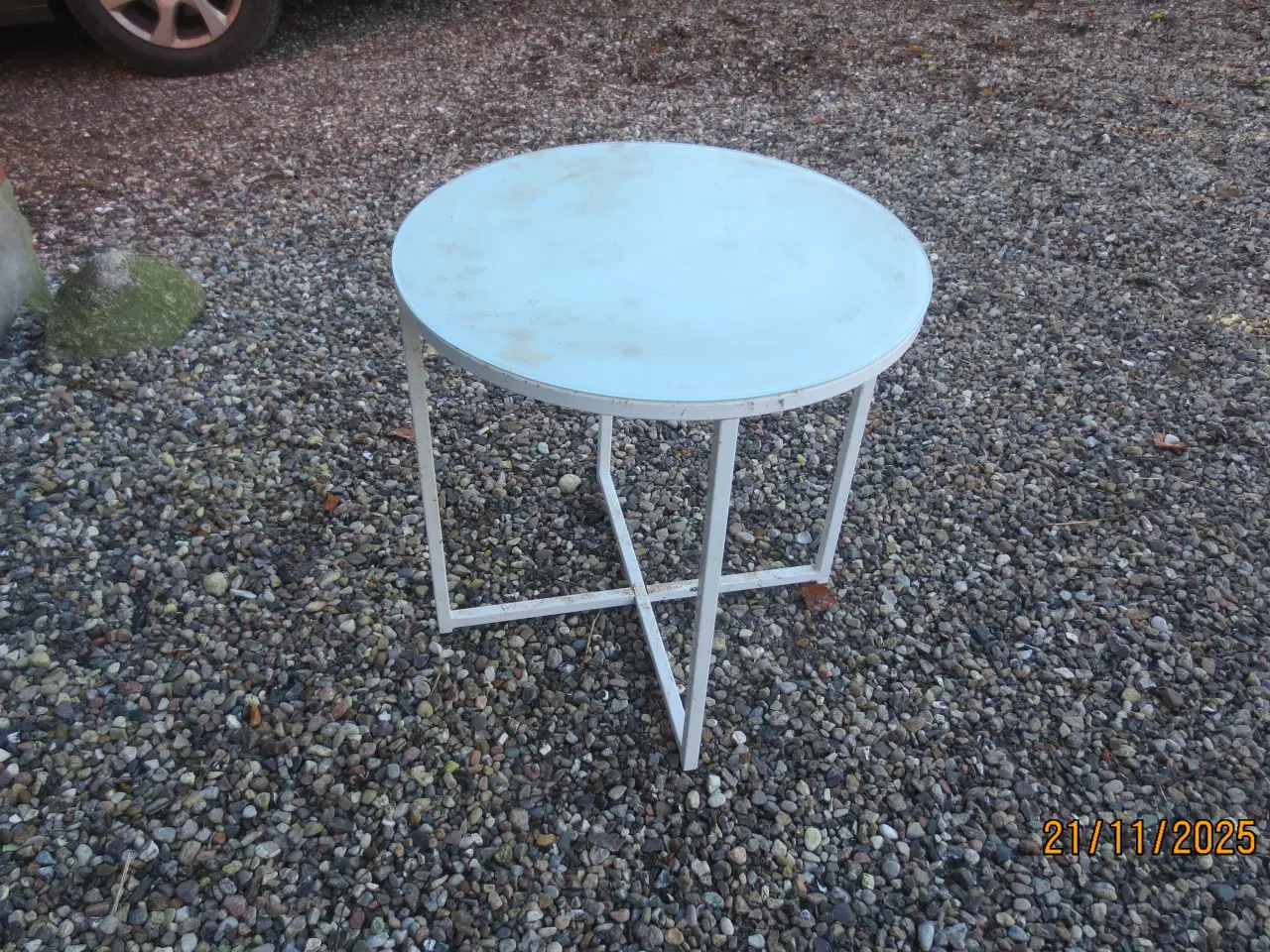 Billede 3 - 1 stk Rund Sidebord med Hvid glasplade 