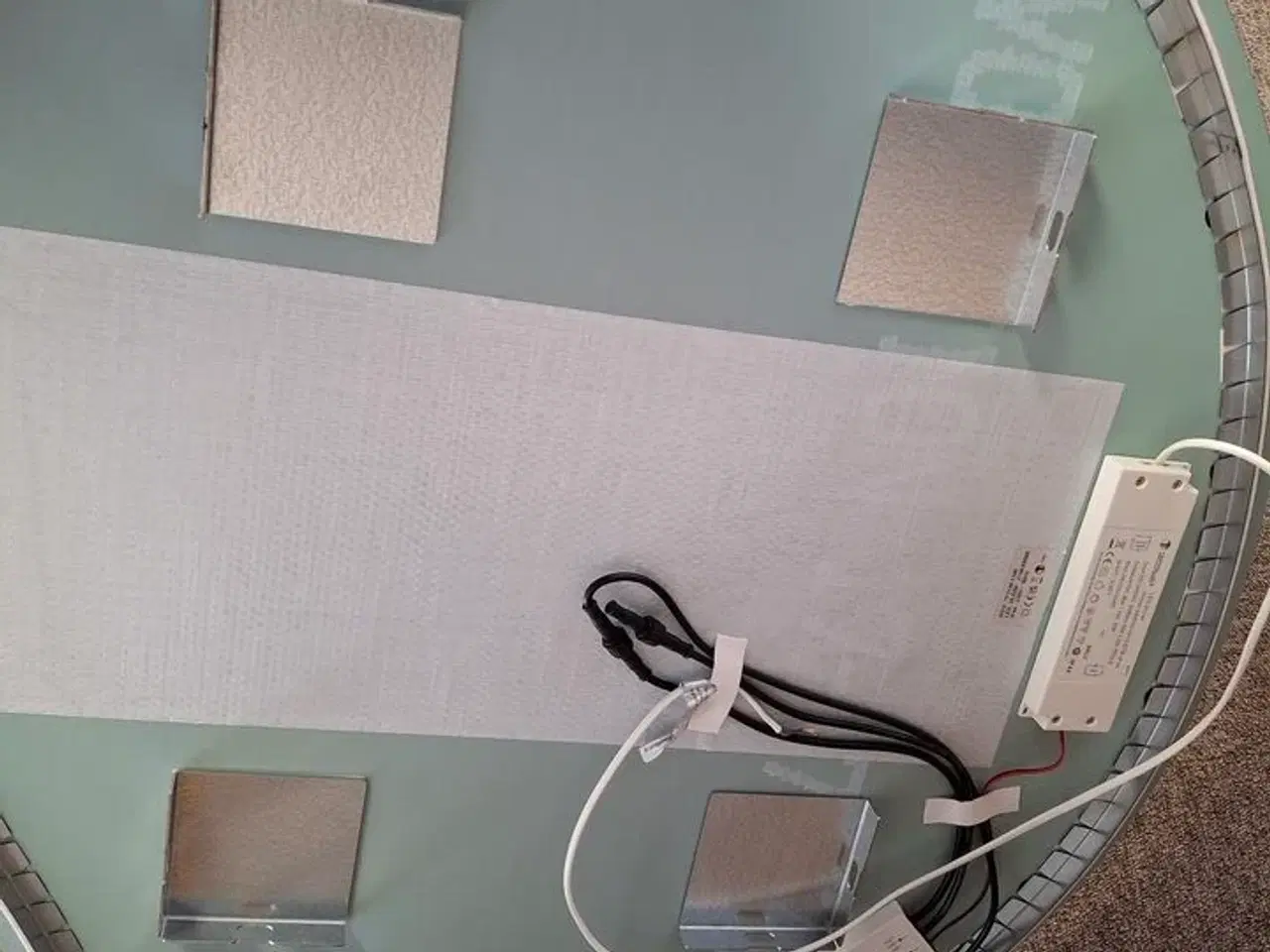 Billede 2 - Rundt, stilrent minimalistisk spejl  STRØMBERG