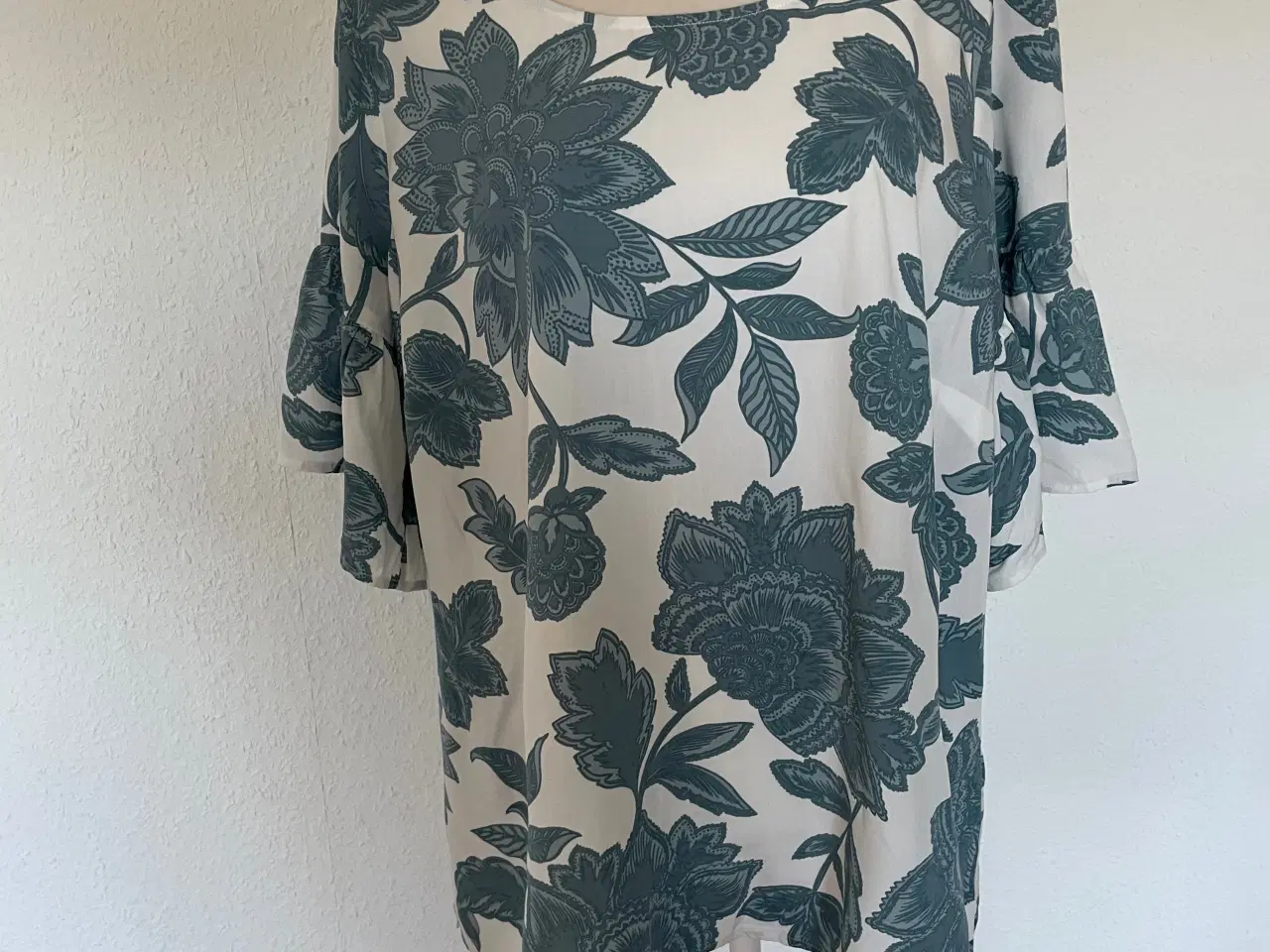 Billede 1 - Juna Rose, Bestseller top, str. 44