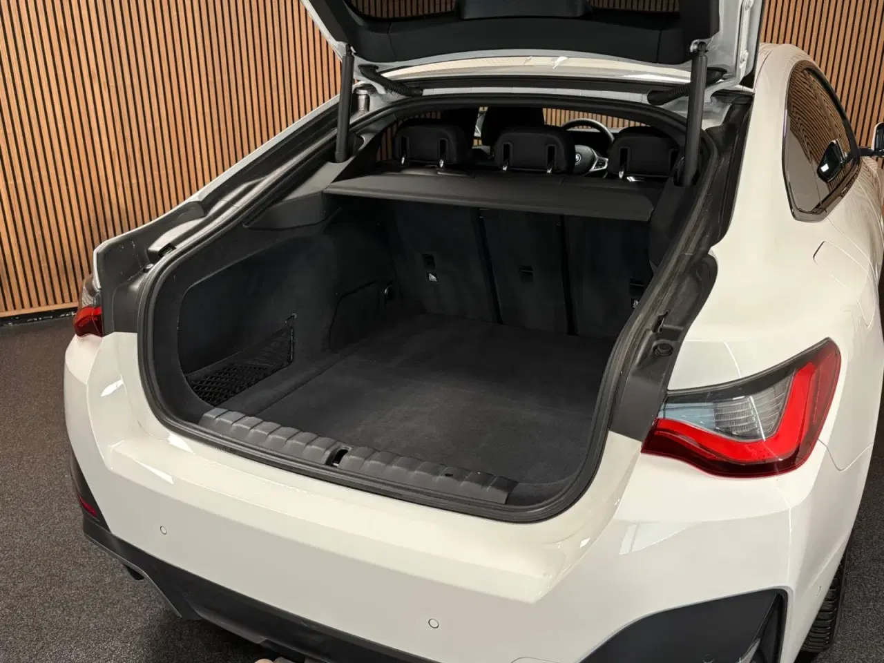 Billede 18 - BMW i4  eDrive40 Fully Charged M-Sport