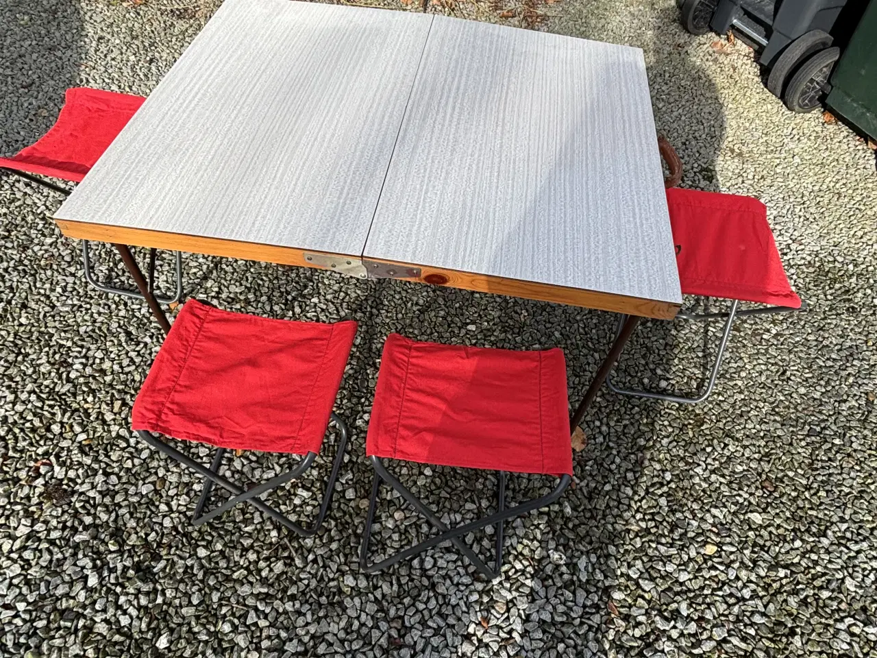 Billede 1 - Klapbord. /. Autosæt / Campingbord