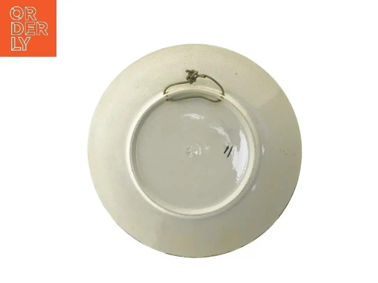 Billede 4 - Dekorativ tallerken med bryggerimotiv (str. Ø 19 cm)