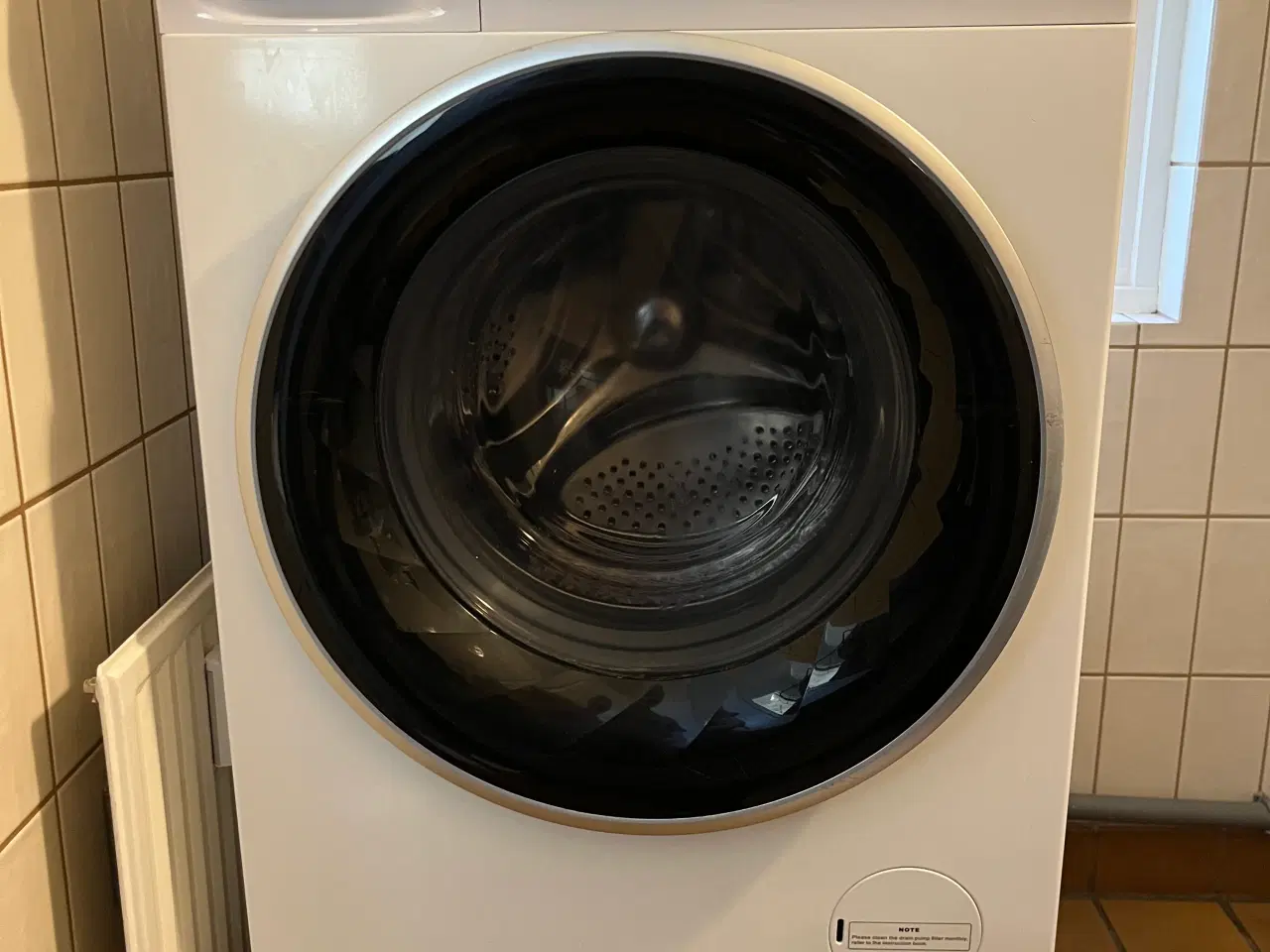 Billede 2 - NY PRIS✨Velholdt vaske-/tørremaskine inkl. stativ