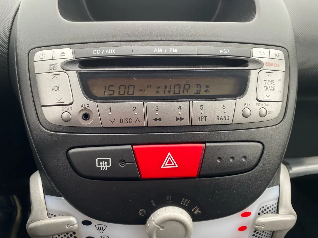 Billede 10 - Peugeot 107 1,0 White 68HK 5d