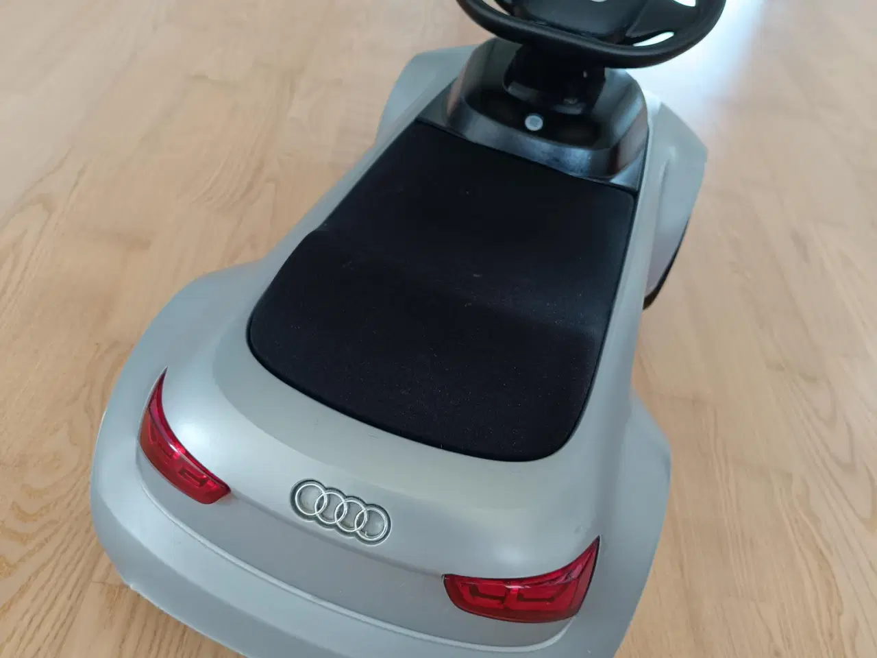 Billede 5 - Audi gåbil