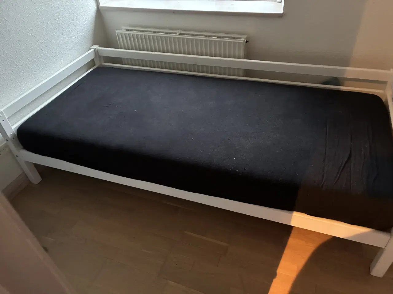 Billede 1 - Ekstra bred enkeltseng 