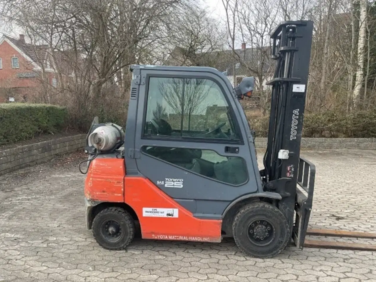 Billede 5 - Toyota 2500KG Gastruck  nye model  Førehus  Sideskift Gaffelflytter  5200 Timer