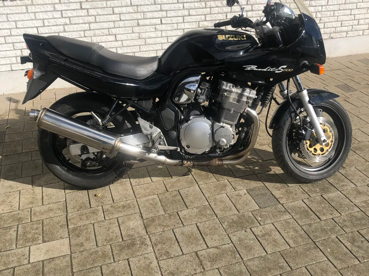 Billede 3 - Suzuki 600 motorcykel år 1999 nysynet 