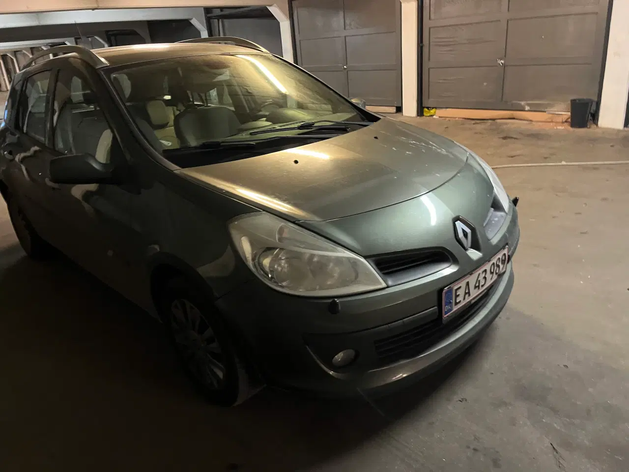 Billede 3 - Familiebil pæn og kører godt