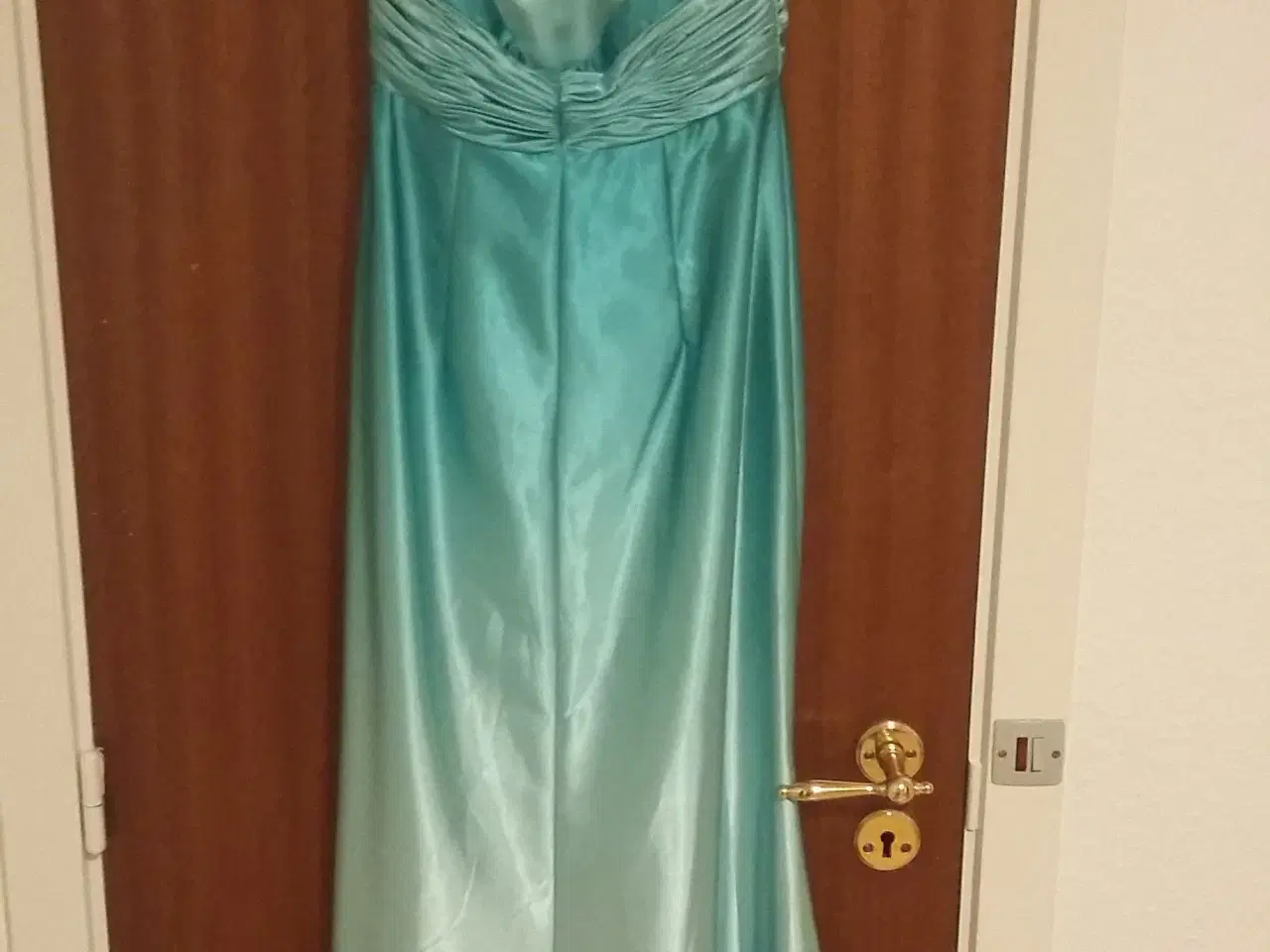 Billede 2 - Galla kjole - tyrkis grøn