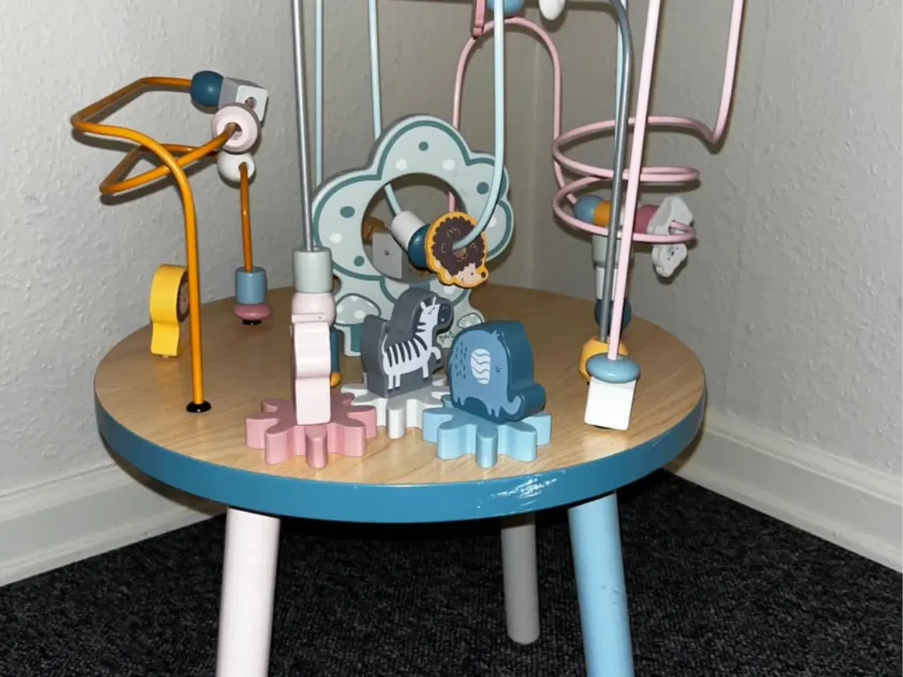 Billede 1 - PolarB aktivitetsbord 