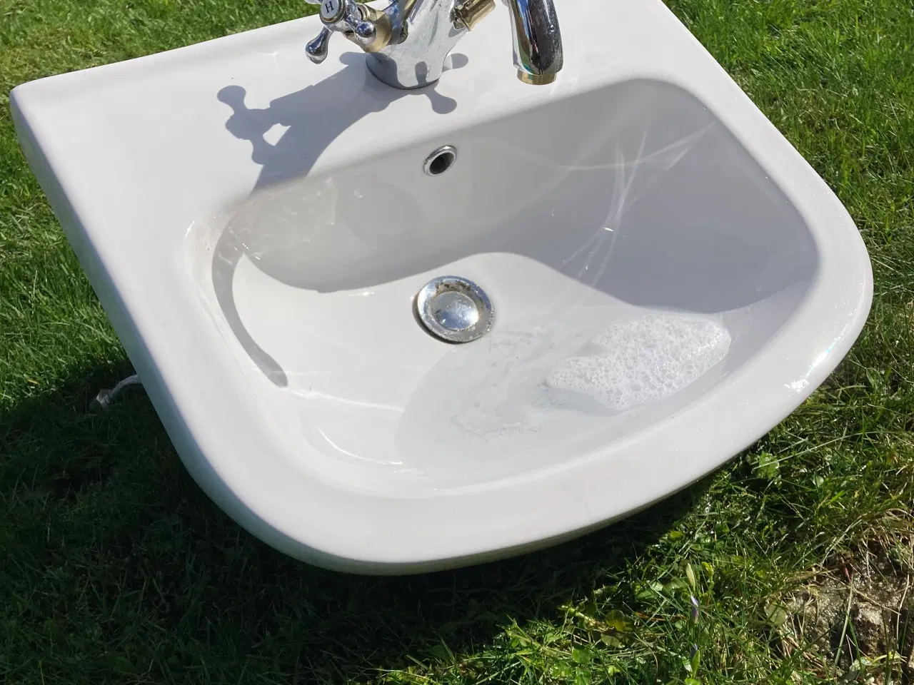 Billede 2 - Porcelænshåndvask