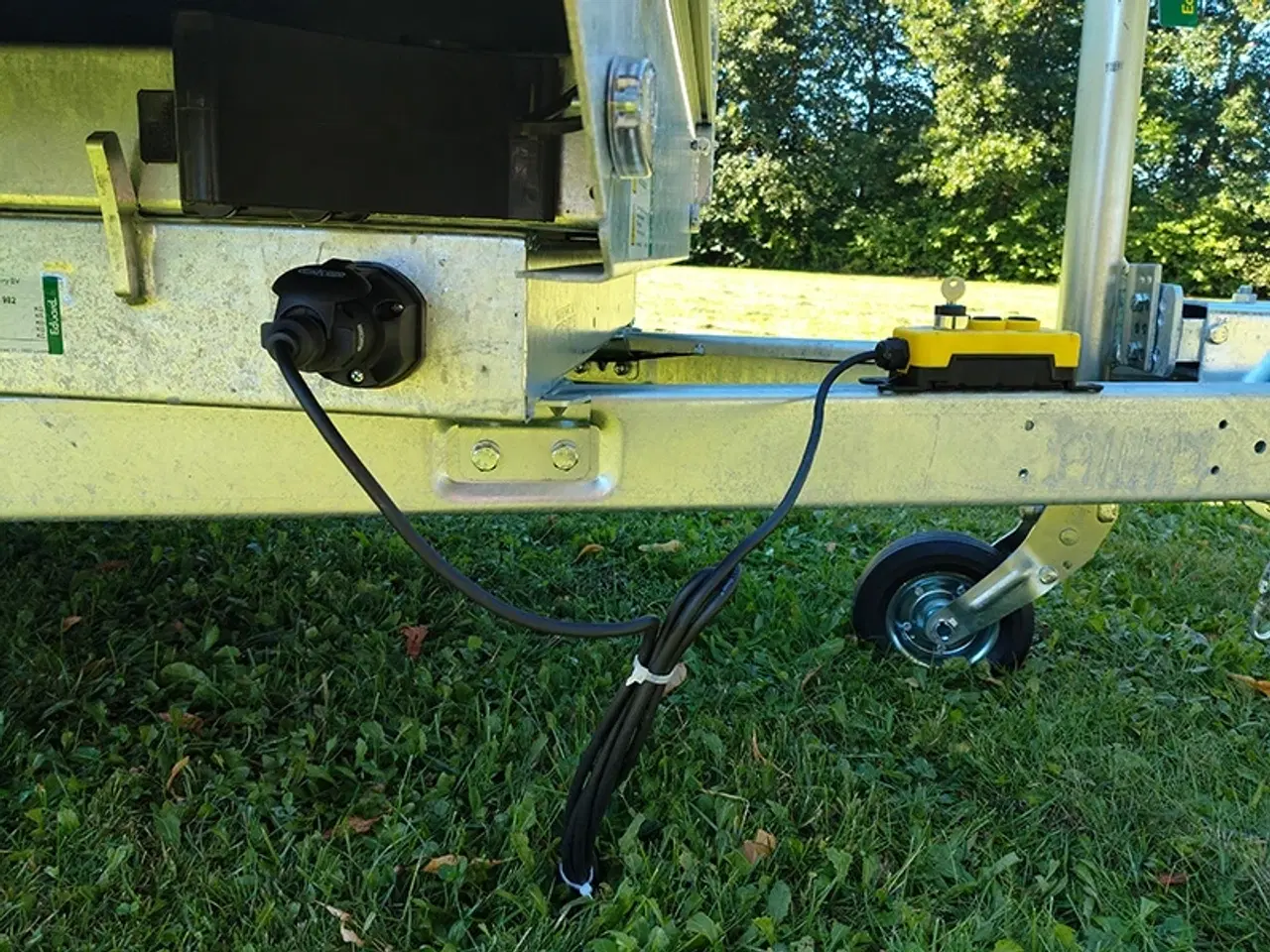 Billede 8 - EDUARD trailer 2615-1500.63 EL tip